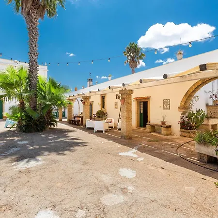 Masseria Sierri By Perle Di Puglia * San Pancrazio Salentino